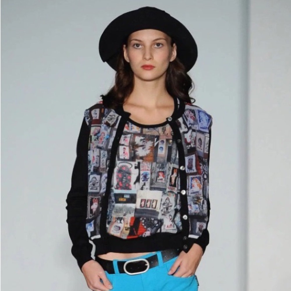 Agnes b stamp print silk short sleeve top